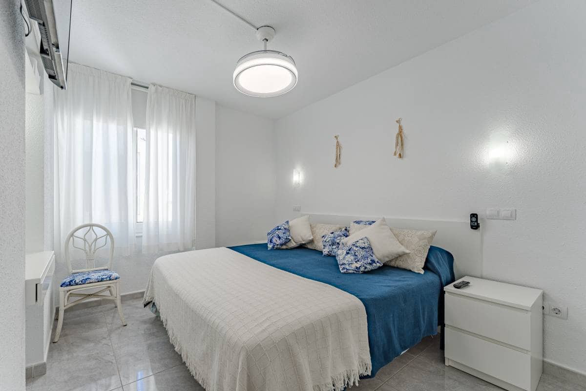 2 soverom Penthouse til salgs i Los Cristianos - € 650 000 (Ref: 9675991)