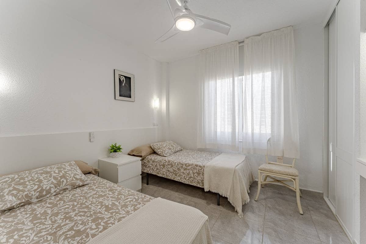 2 soverom Penthouse til salgs i Los Cristianos - € 650 000 (Ref: 9675991)