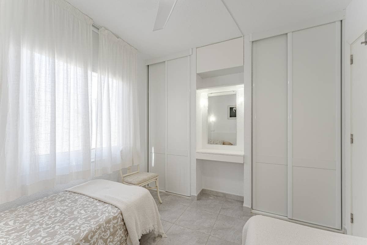 2 soverom Penthouse til salgs i Los Cristianos - € 650 000 (Ref: 9675991)