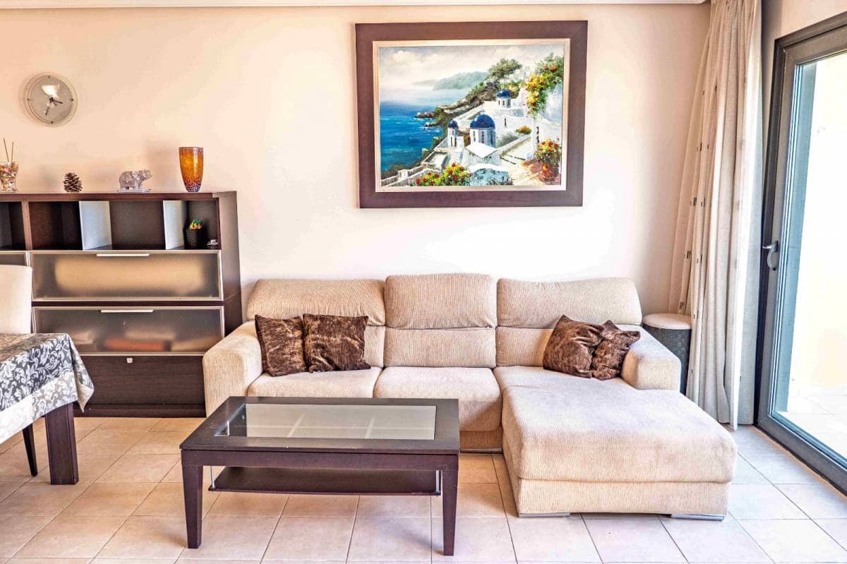 2 soveværelse Lejlighed til salg i Playa del Duque - € 1.070.000 (Ref: 9685639)