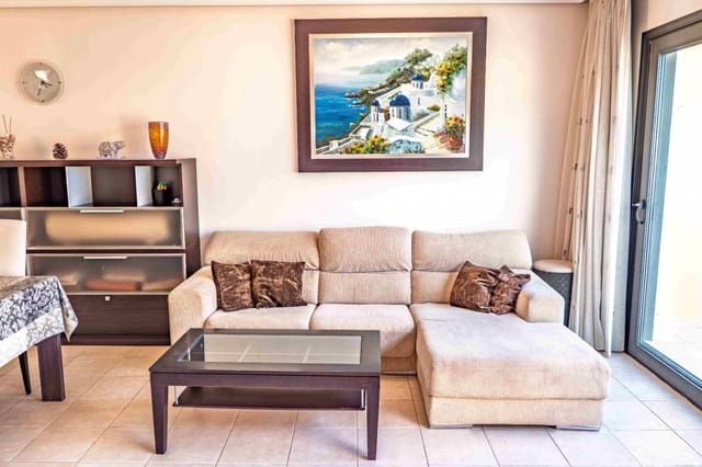 2 soveværelse Lejlighed til salg i Playa del Duque, Adeje - € 1.070.000 (Ref: 9685639)