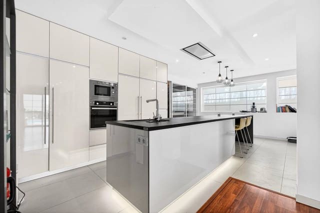 5 makuuhuone Huvila myytävänä paikassa Los Cristianos, Arona - 1 790 000 € (Ref: 9697879)