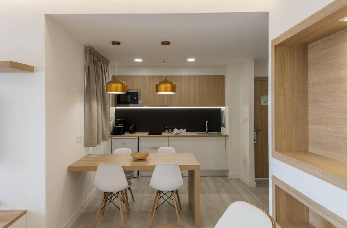 1 makuuhuone Huoneisto myytävänä paikassa Los Cristianos - 225 000 € (Ref: 9807194)