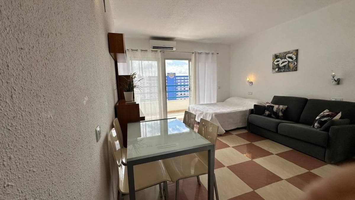 Apartment for sale in Playa Paraiso - € 215,000 (Ref: 9819247)
