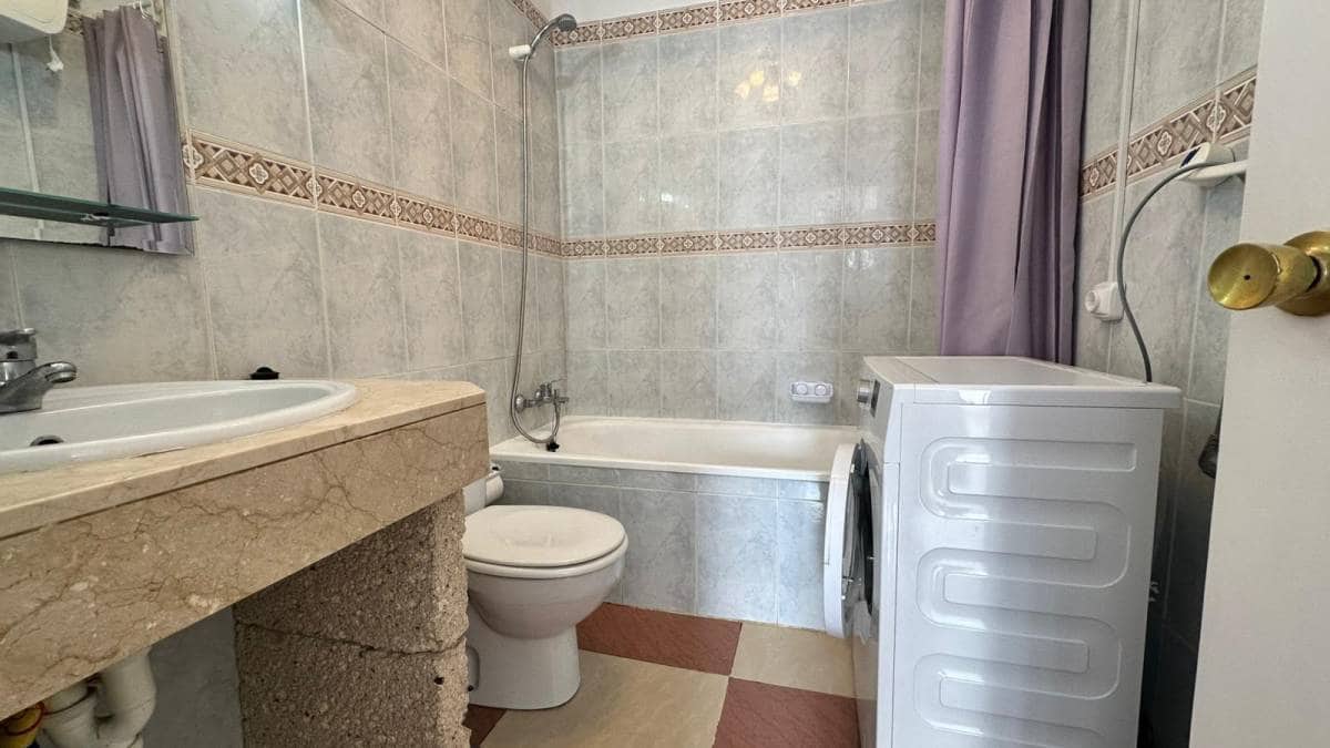 Apartment for sale in Playa Paraiso - € 215,000 (Ref: 9819247)