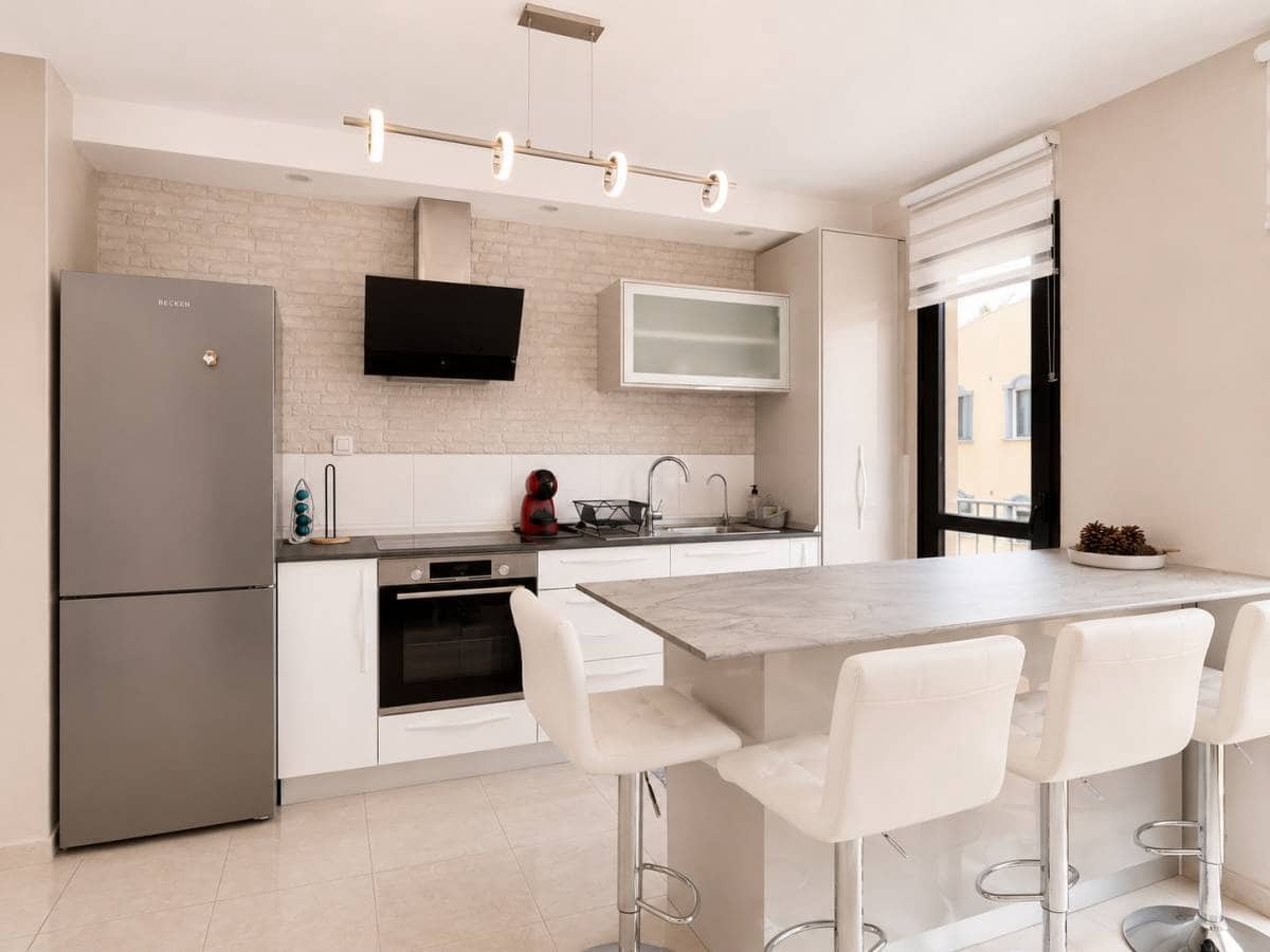 2 bedroom Apartment for sale in Adeje - € 274,900 (Ref: 9826811)
