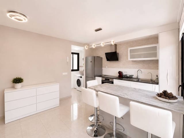 2 quarto Apartamento para venda em Casco Urbano, Adeje - 274 900 € (Ref: 9826811)