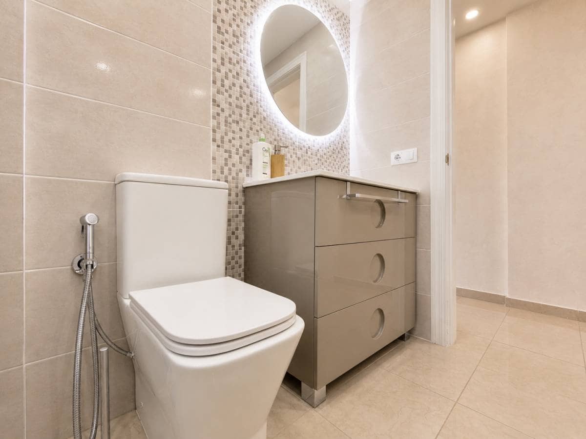 2 bedroom Apartment for sale in Adeje - € 274,900 (Ref: 9826811)
