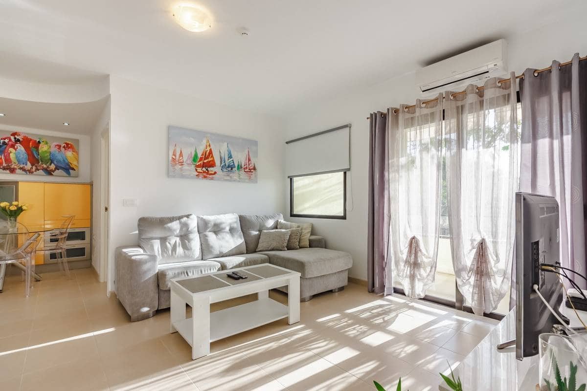 2 bedroom Apartment for rent in Playa Paraiso with pool garage - € 1,500 (Ref: 9848247)