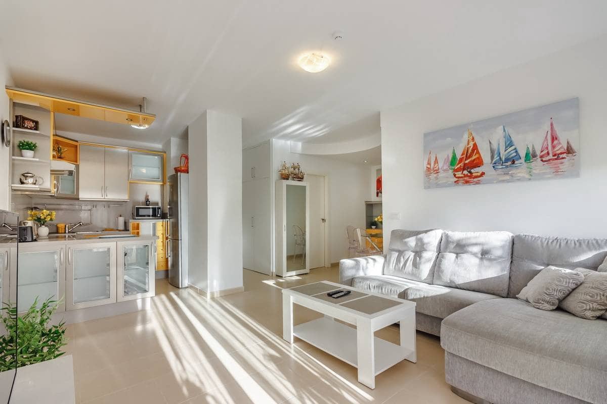 2 bedroom Apartment for rent in Playa Paraiso with pool garage - € 1,500 (Ref: 9848247)