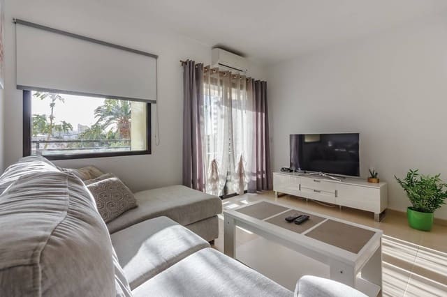 2 makuuhuone Huoneisto vuokrattavana paikassa Playa Paraiso, Adeje mukana uima-altaan 
autotalli - 1 500 € (Ref: 9848247)