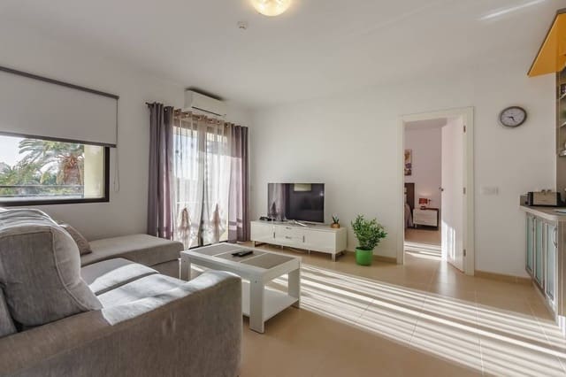 2 makuuhuone Huoneisto vuokrattavana paikassa Playa Paraiso, Adeje mukana uima-altaan 
autotalli - 1 500 € (Ref: 9848247)