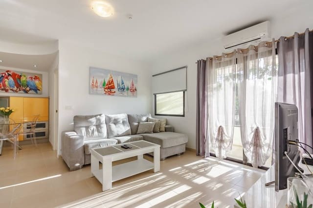 2 makuuhuone Huoneisto vuokrattavana paikassa Playa Paraiso, Adeje mukana uima-altaan 
autotalli - 1 500 € (Ref: 9848247)