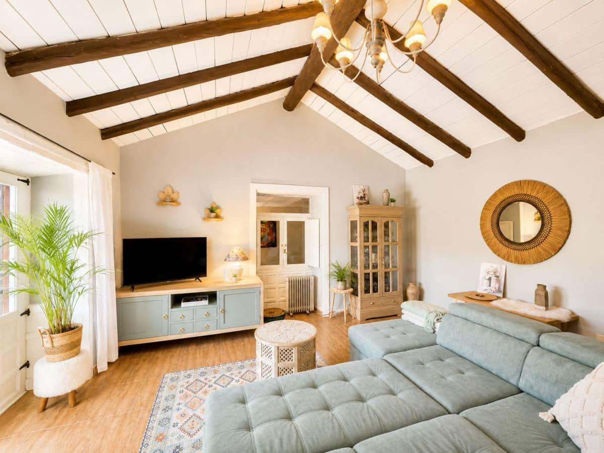 2 bedroom Finca/Country House for sale in El Roque - € 479,000 (Ref: 9850532)