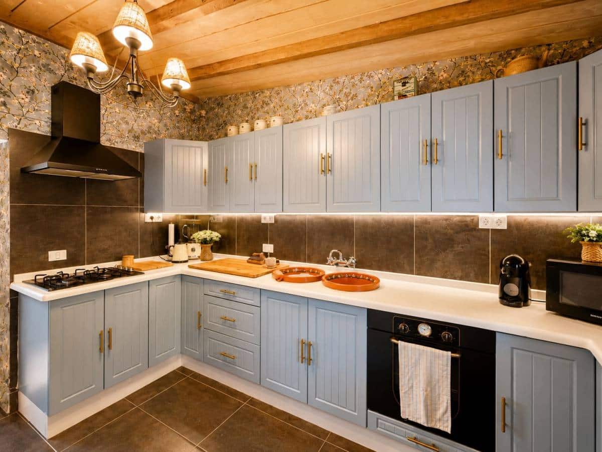 2 bedroom Finca/Country House for sale in El Roque - € 479,000 (Ref: 9850532)