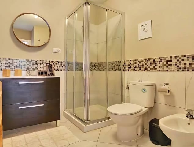 1 soverom Leilighet til salgs i Los Cristianos, Arona - € 210 000 (Ref: 9863452)