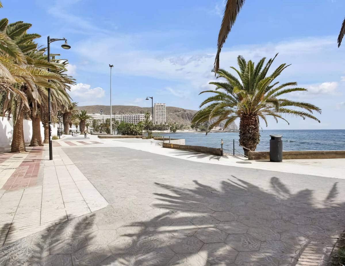 1 soverom Leilighet til salgs i Los Cristianos - € 210 000 (Ref: 9863452)
