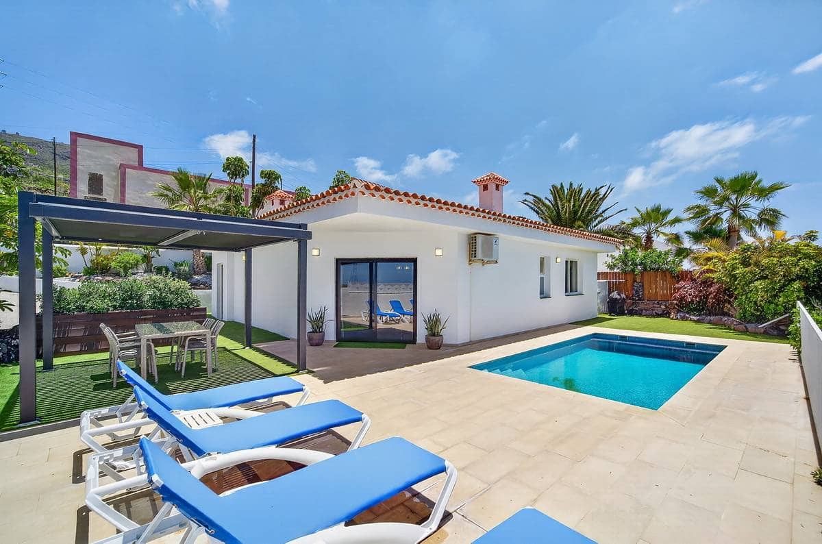 2 bedroom Finca/Country House for sale in Las Moraditas - € 790,000 (Ref: 9863668)