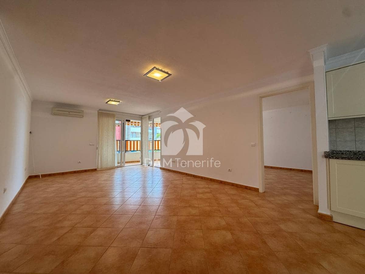 2 sovrum Lägenhet till salu i Los Cristianos - 465 000 € (Ref: 9902571)