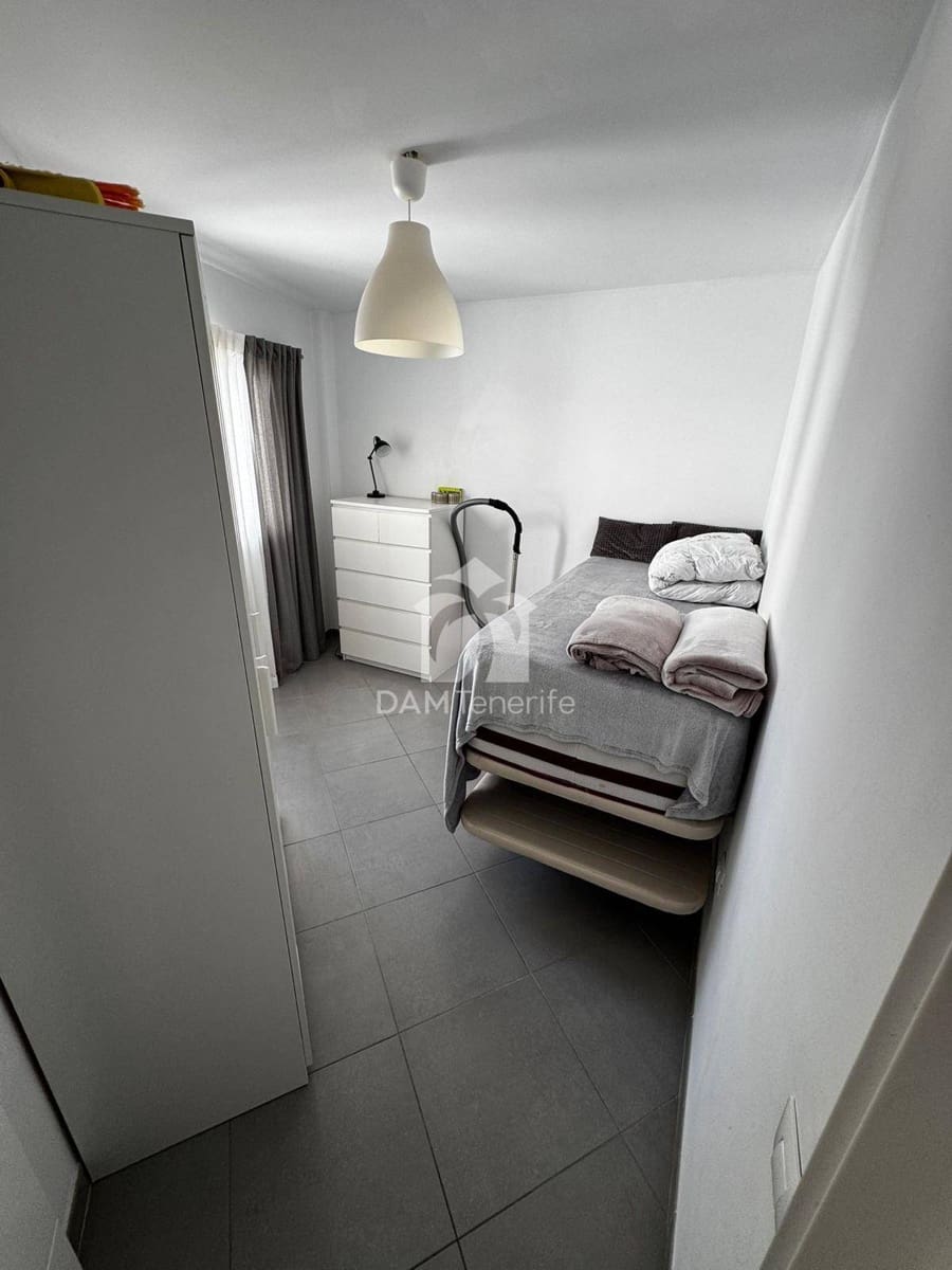 2 makuuhuone Huoneisto myytävänä paikassa Adeje - 243 000 € (Ref: 9913789)