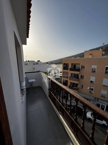 2 makuuhuone Huoneisto myytävänä paikassa Casco Urbano, Adeje - 243 000 € (Ref: 9913789)