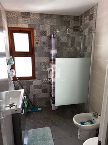 2 makuuhuone Huoneisto myytävänä paikassa Casco Urbano, Adeje - 243 000 € (Ref: 9913789)