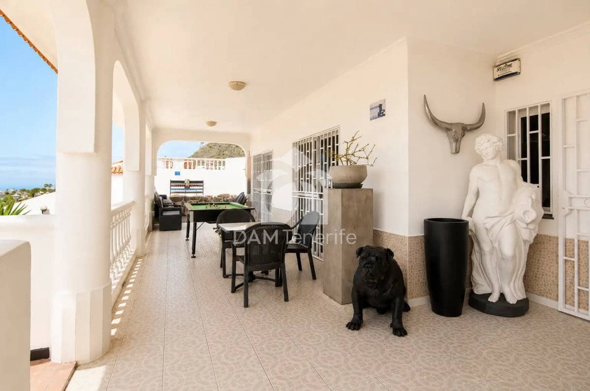 4 bedroom Villa for sale in Valle de San Lorenzo - € 780,000 (Ref: 9923018)
