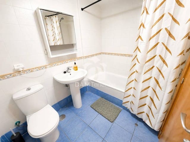 Ático de 2 habitaciones en Playa Paraiso, Adeje en venta - 319.000 € (Ref: 9929959)