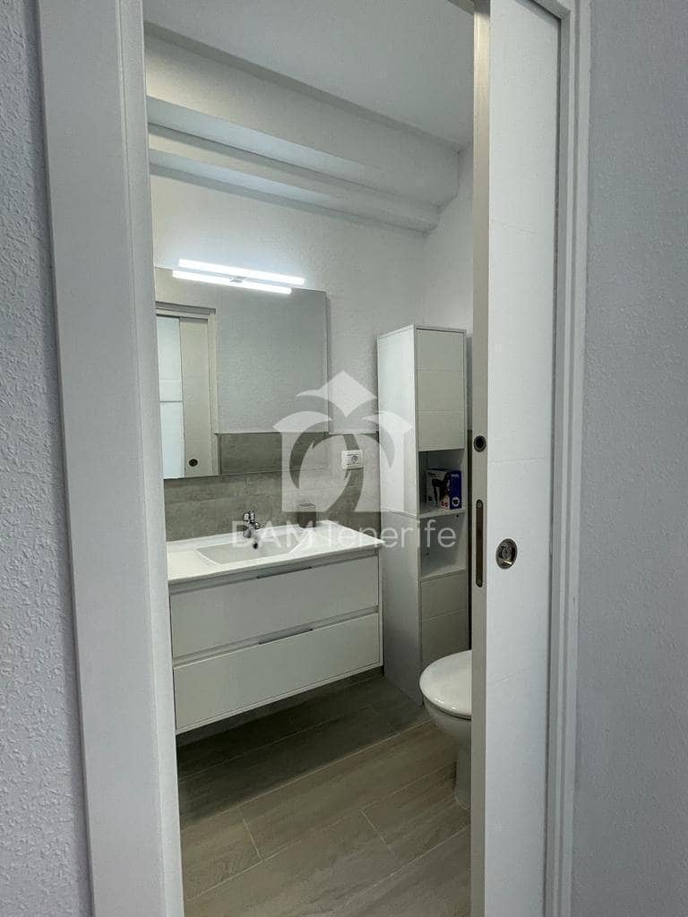 1 soverom Leilighet til salgs i Los Cristianos - € 300 000 (Ref: 9929961)