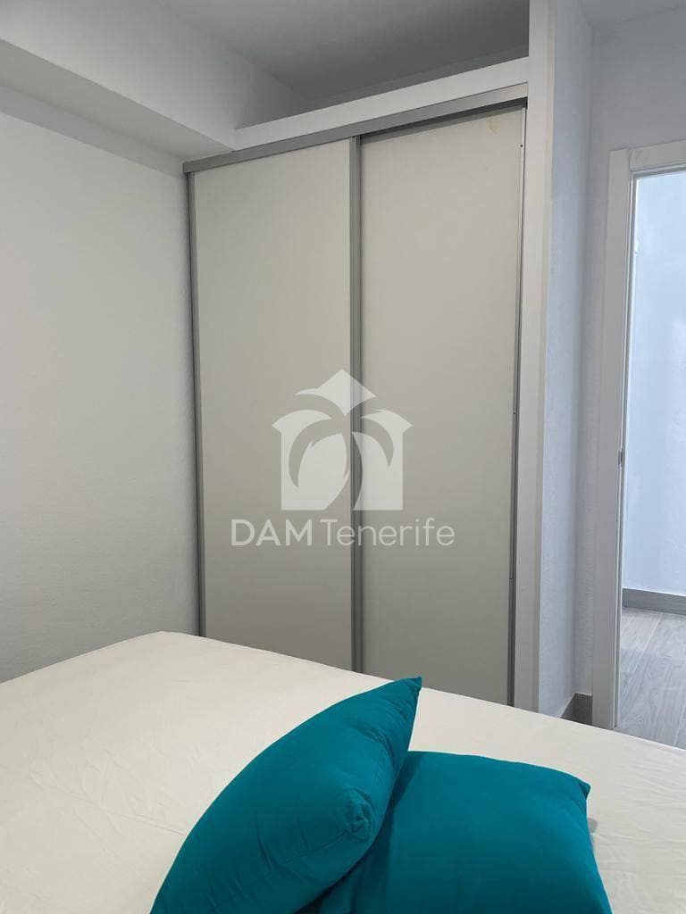 1 soverom Leilighet til salgs i Los Cristianos - € 300 000 (Ref: 9929961)