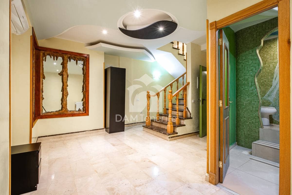 5 bedroom Townhouse for sale in Torviscas - € 690,000 (Ref: 9935049)