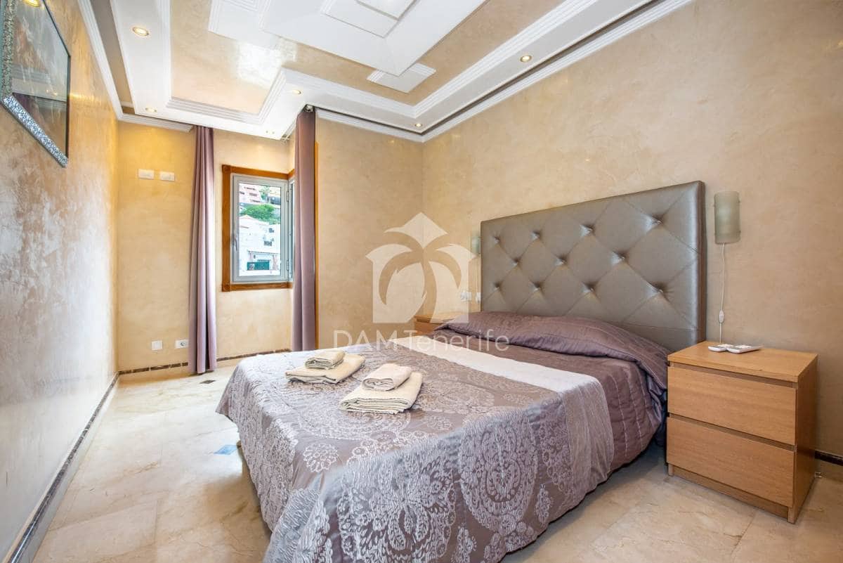 5 bedroom Townhouse for sale in Torviscas - € 690,000 (Ref: 9935049)