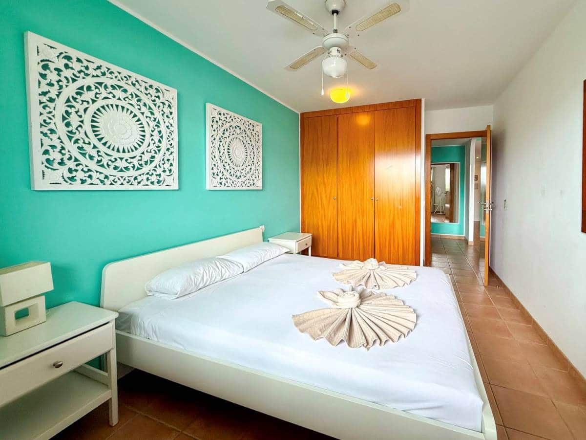 2 quarto Apartamento para arrendar em Playa Paraiso com piscina garagem - 1 500 € (Ref: 9996057)