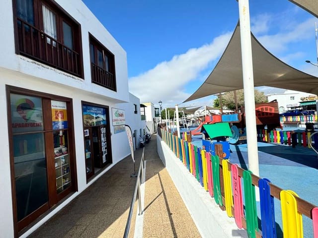 5 slaapkamer Finca/Landhuis te koop in Playa Blanca, Yaiza - € 430.000 (Ref: 8699333)