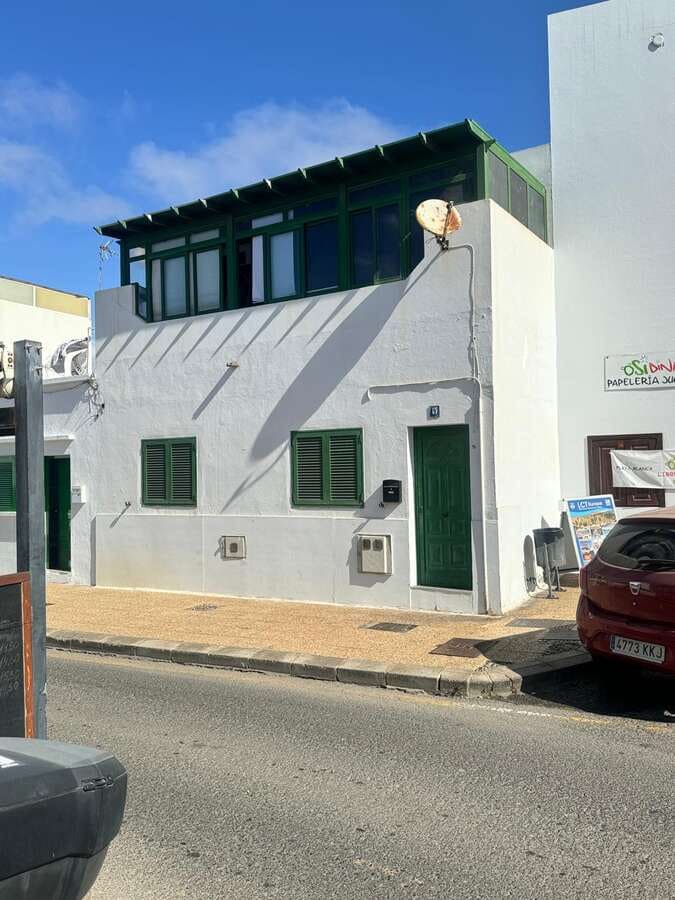 5 slaapkamer Finca/Landhuis te koop in Playa Blanca - € 430.000 (Ref: 8699333)