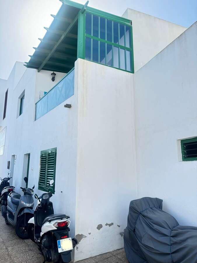 5 slaapkamer Finca/Landhuis te koop in Playa Blanca - € 430.000 (Ref: 8699333)