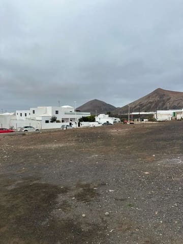 Building Plot for sale in San Bartolomé - € 145,000 (Ref: 8840480)