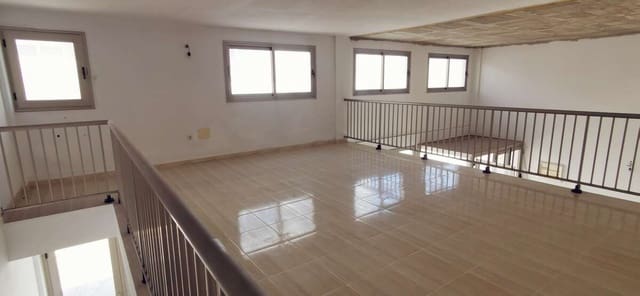 Kaupallinen vuokrattavana paikassa Arrecife - 1 600 € (Ref: 8923420)