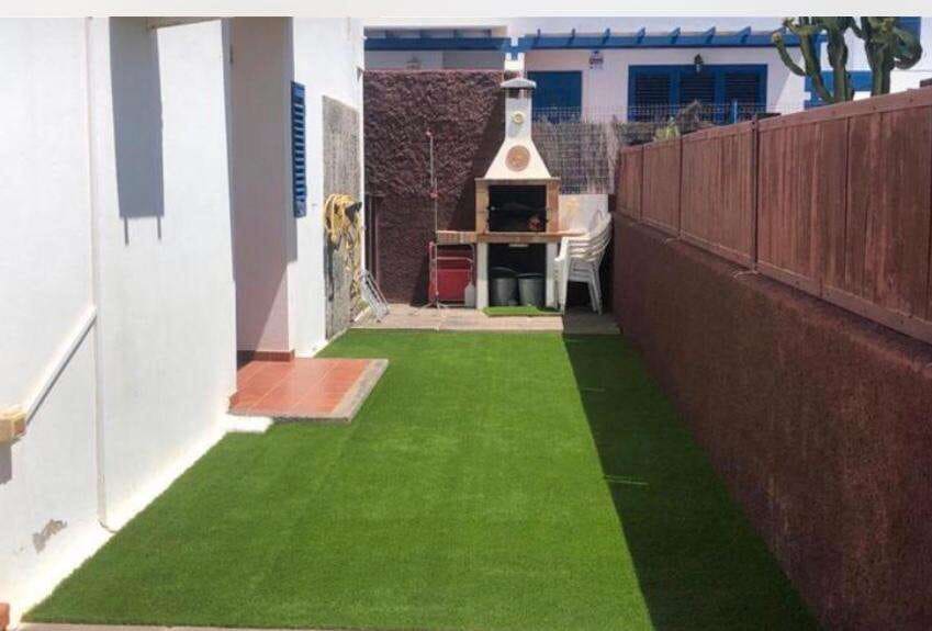 3 bedroom Semi-detached Villa for sale in Playa Blanca with pool - € 426,000 (Ref: 9280688)