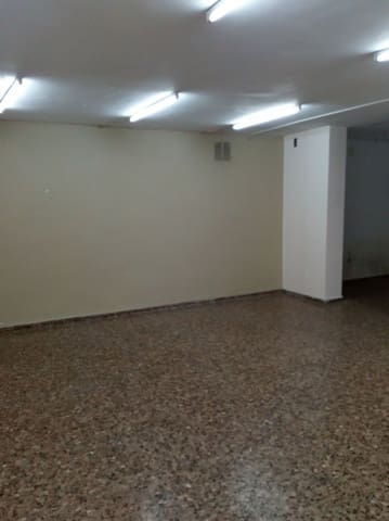 Commercieel te huur in El Molí - El Rieral, Lloret de Mar - € 800 (Ref: 4884419)