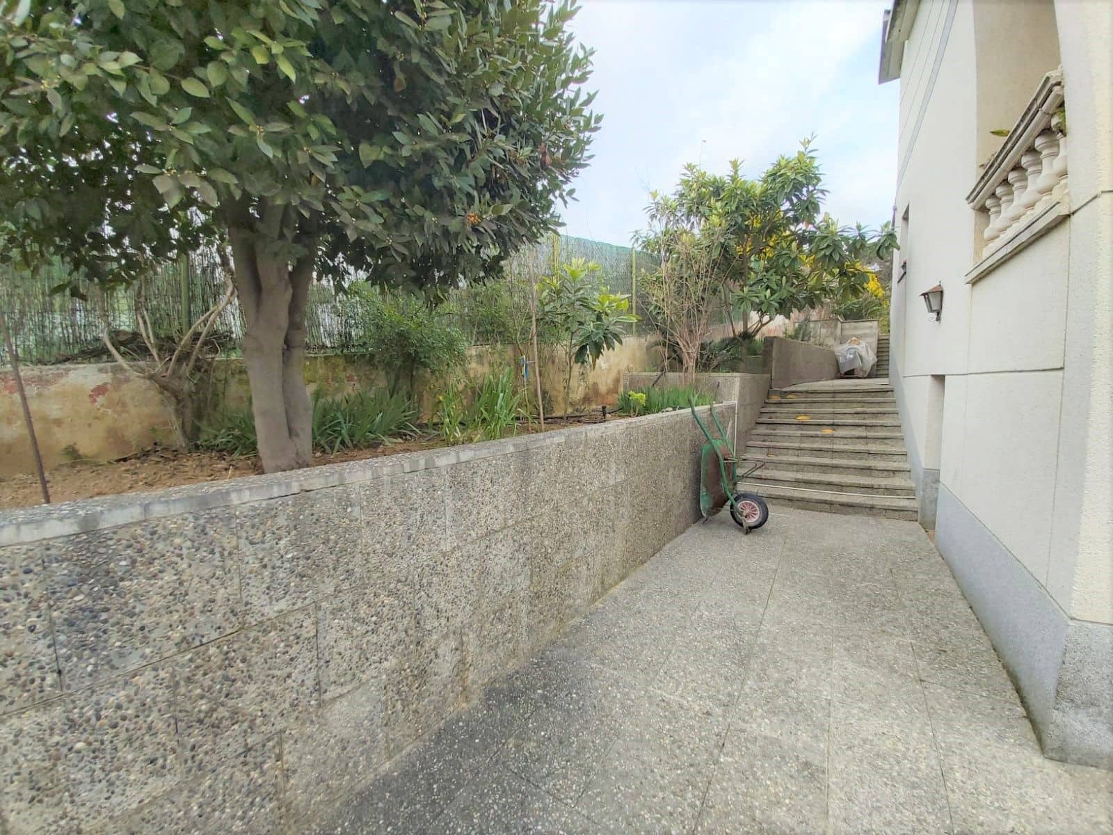 6 slaapkamer Villa te koop in Lloret de Mar met zwembad garage - € 368.500 (Ref: 5165285)