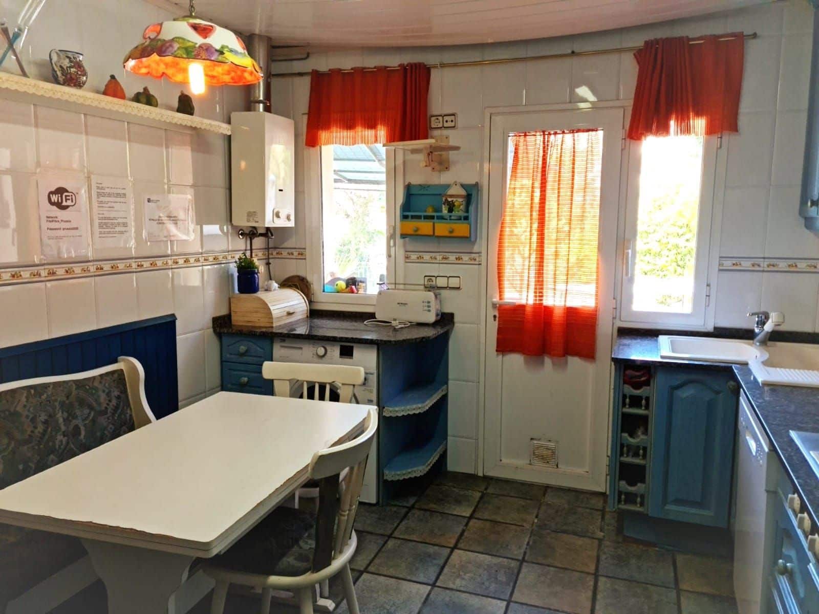 7 soverom Villa til salgs i Lloret de Mar med svømmebasseng garasje - € 650 000 (Ref: 6761687)