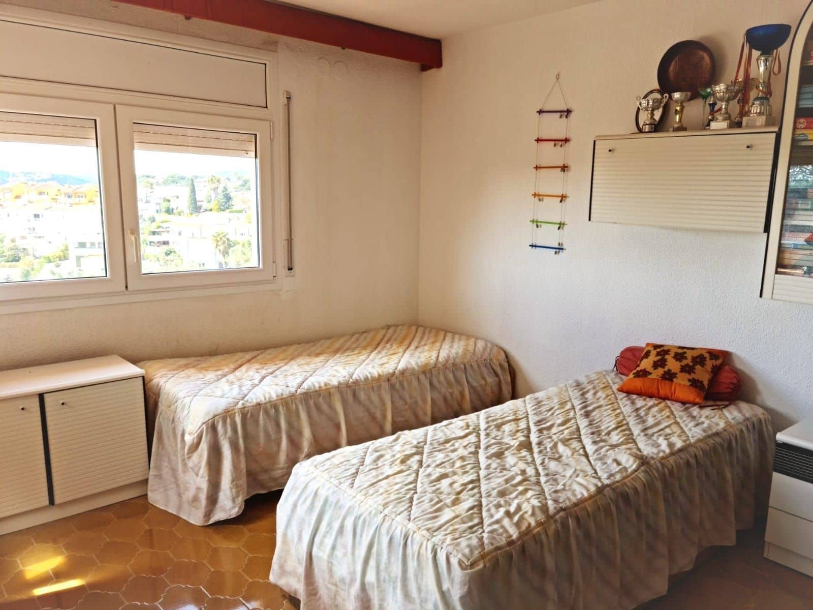 7 soverom Villa til salgs i Lloret de Mar med svømmebasseng garasje - € 650 000 (Ref: 6761687)