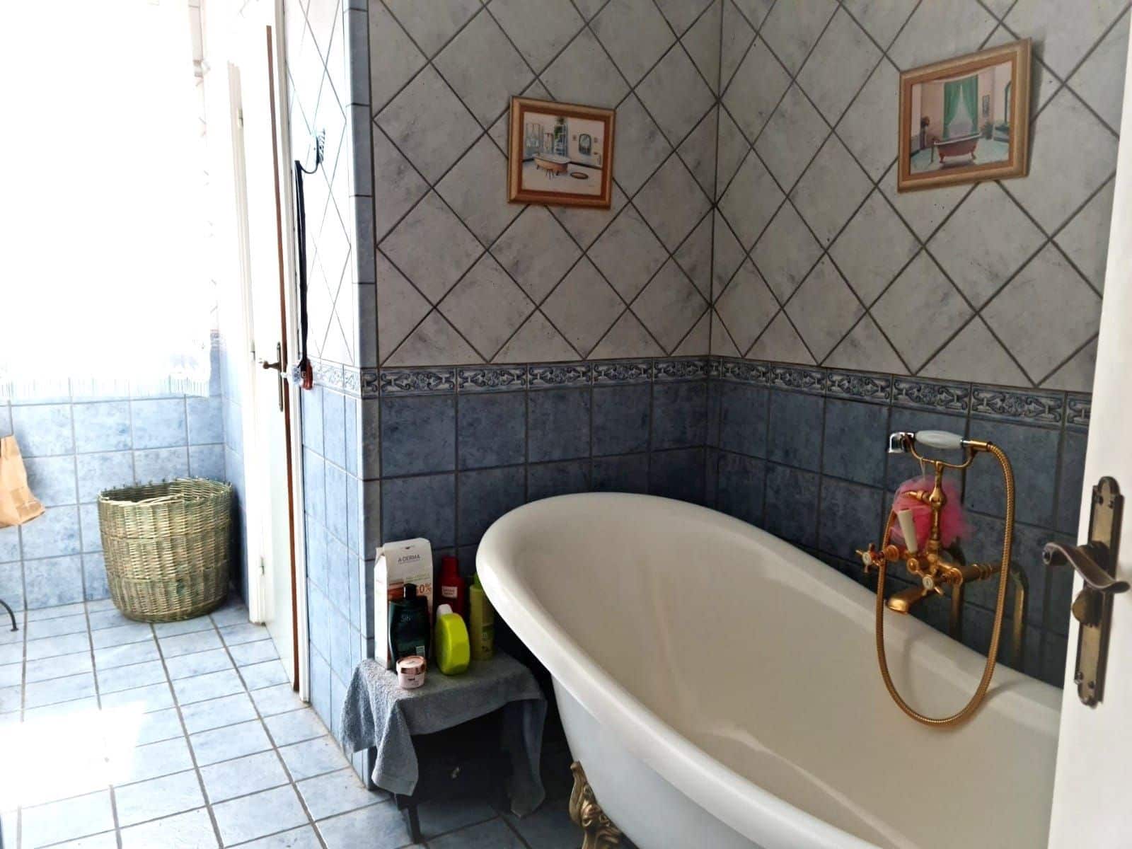 7 soverom Villa til salgs i Lloret de Mar med svømmebasseng garasje - € 650 000 (Ref: 6761687)