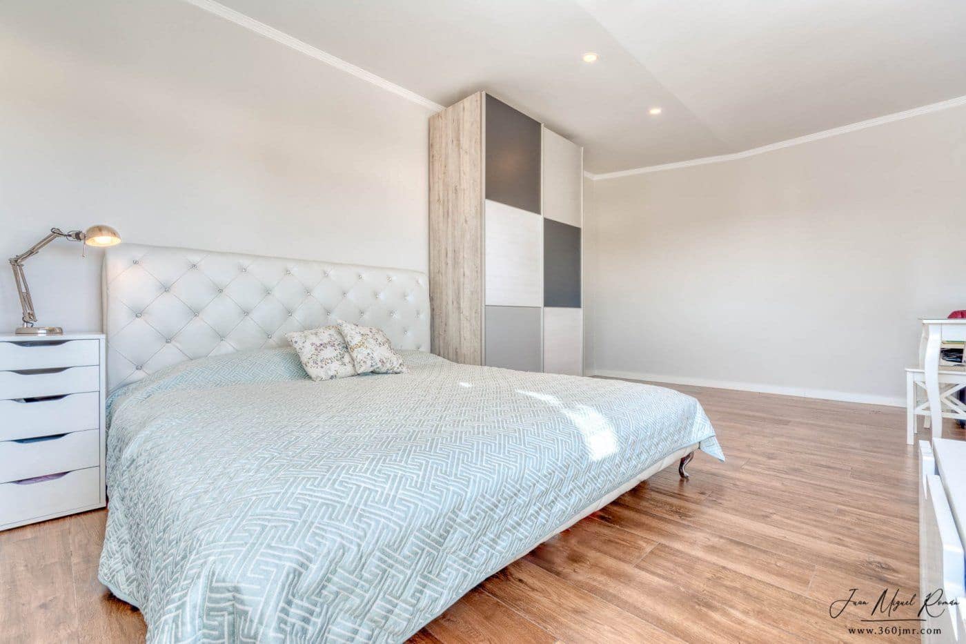 5 soveværelse Villa til salg i Avinyonet de Puigventos med swimmingpool garage - € 1.075.000 (Ref: 6857844)