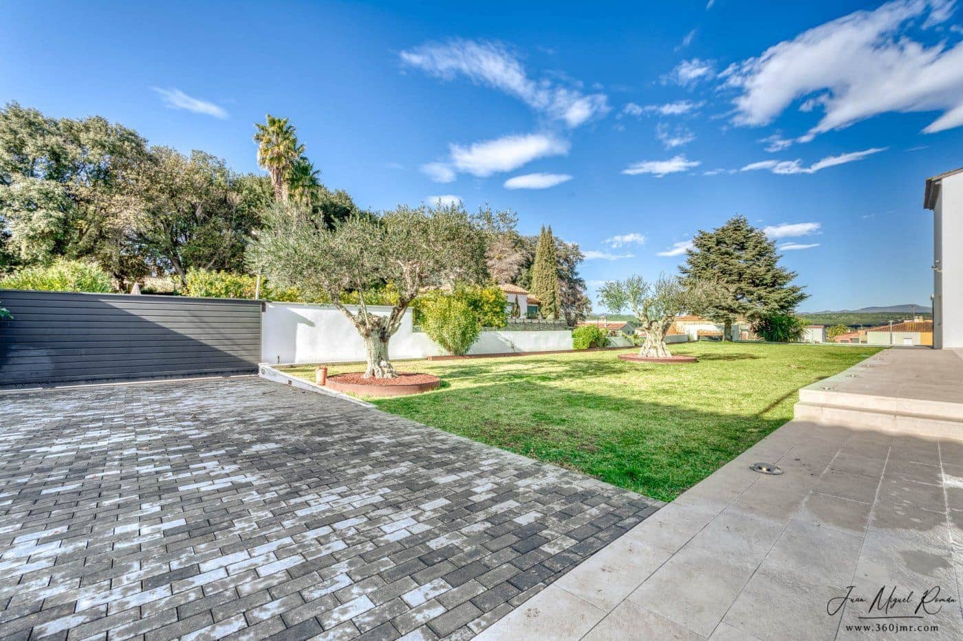 5 soveværelse Villa til salg i Avinyonet de Puigventos med swimmingpool garage - € 1.075.000 (Ref: 6857844)