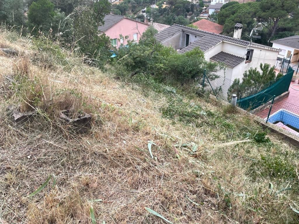 Grunde uden byggetilladelser til salg i Macanet de la Selva - € 51.000 (Ref: 7074769)