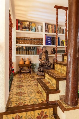 7 soverom Villa til salgs i Roca Grossa, Lloret de Mar med svømmebasseng garasje - € 750 000 (Ref: 8717054)