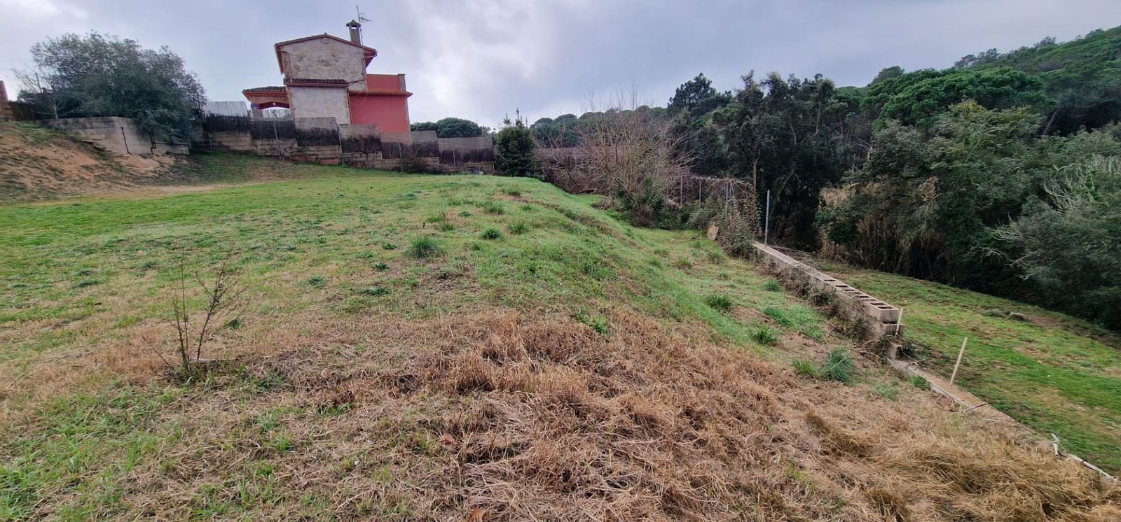 Rakentamaton maa myytävänä paikassa Lloret de Mar - 220 000 € (Ref: 8821813)