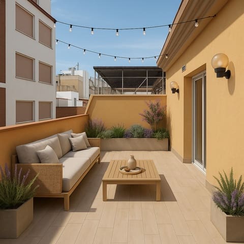 3 bedroom Villa for sale in Centre, Lloret de Mar with garage - € 599,900 (Ref: 8851432)